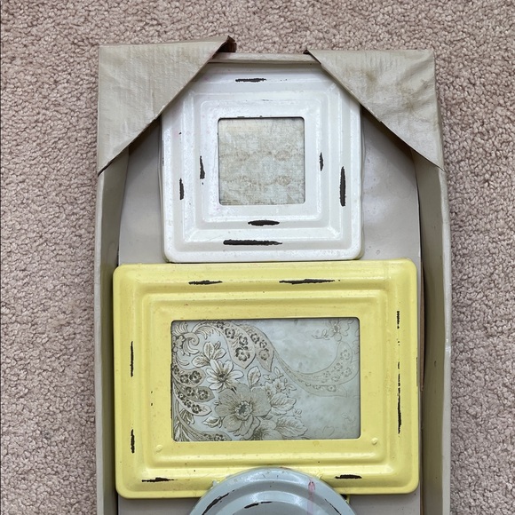 NEW Bell Maison Fashion Collage Vintage-Style Photo Frame Set - Picture 2 of 7